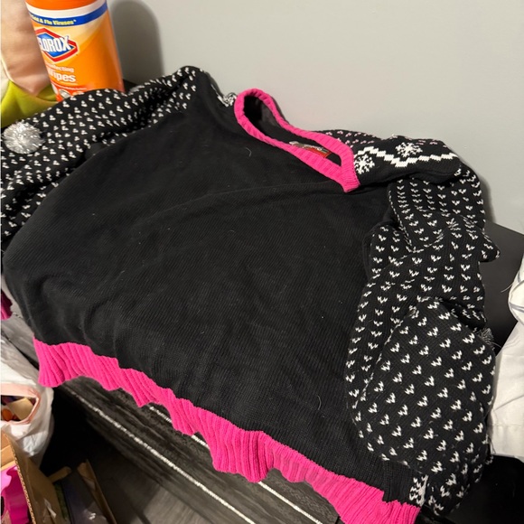 You’re Cute When You’re Scared” Scream Sweater 🎃🔪 - Picture 4 of 5